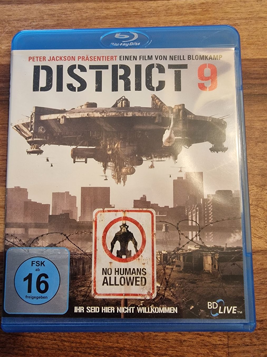 Tutti i DVDs: District 9 - Blu-ray - Science Fiction Film – Usato da Greifensee venduto da DerGreiseAlphirt