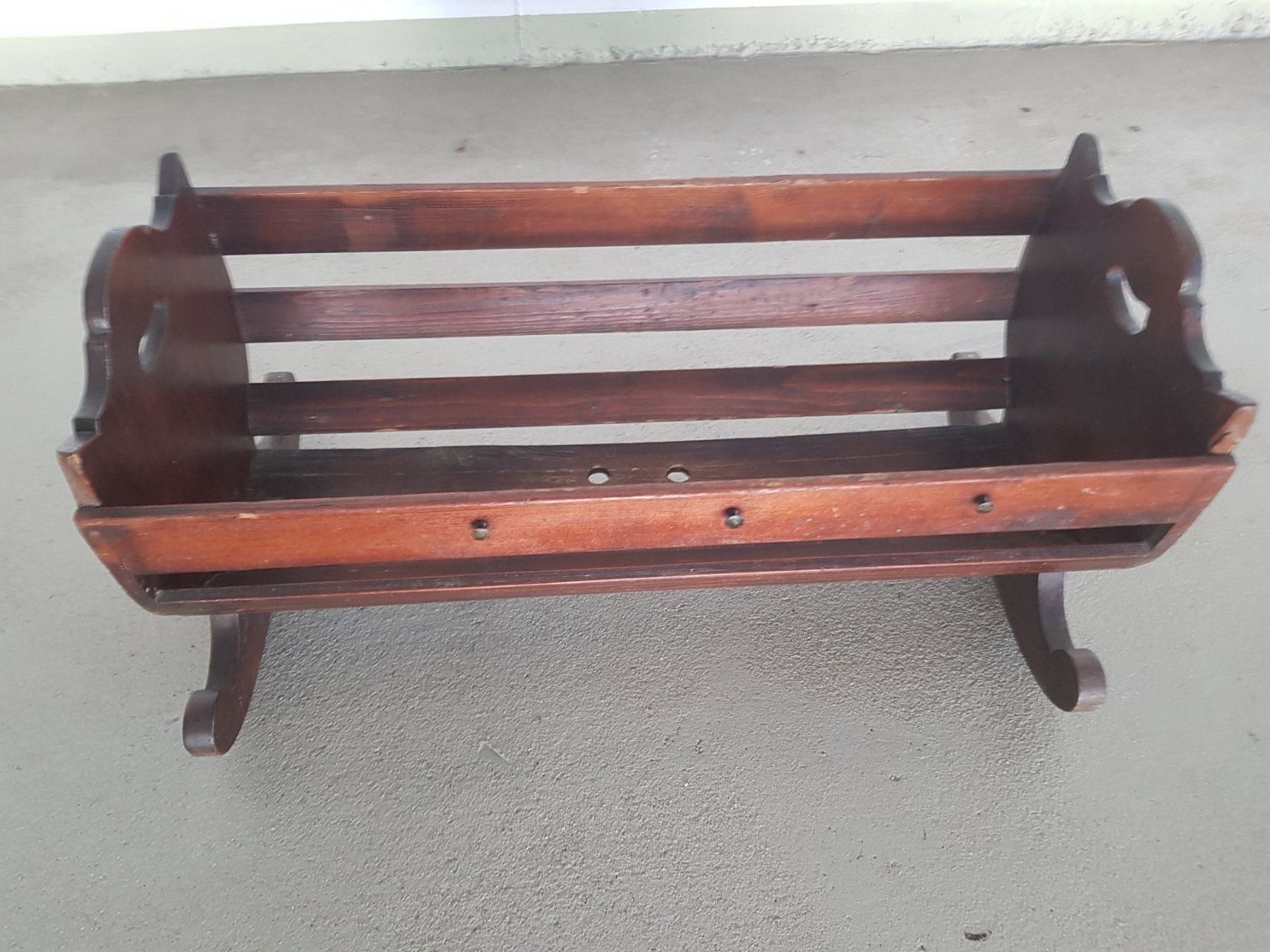 Panchine: Vecchia culla ticinese anni 50 / 60. – Usato da Ponte Tresa venduto da carson