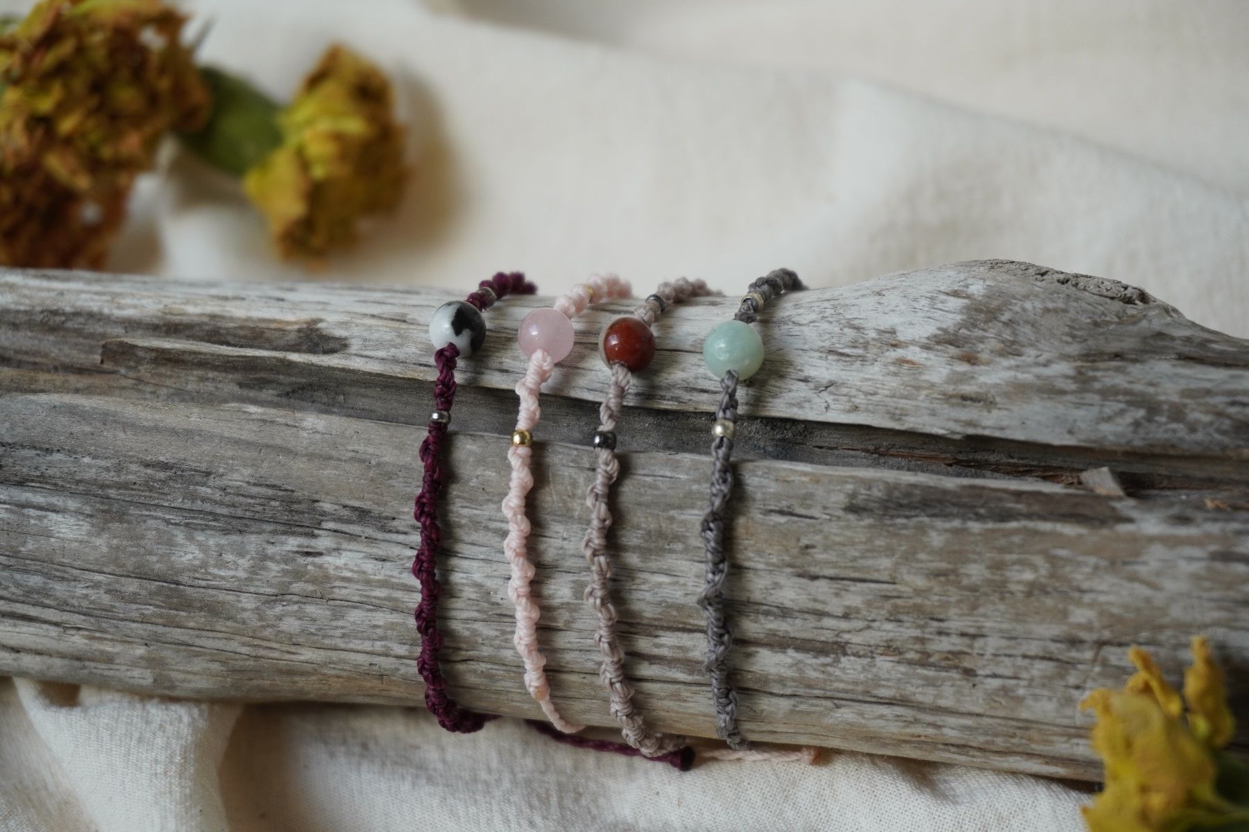 Bracciali & Braccialetti: velora - Makramee Armband - Personalisierbar – Nuovo (secondo la descrizione) da Heerbrugg venduto da R.St27 1