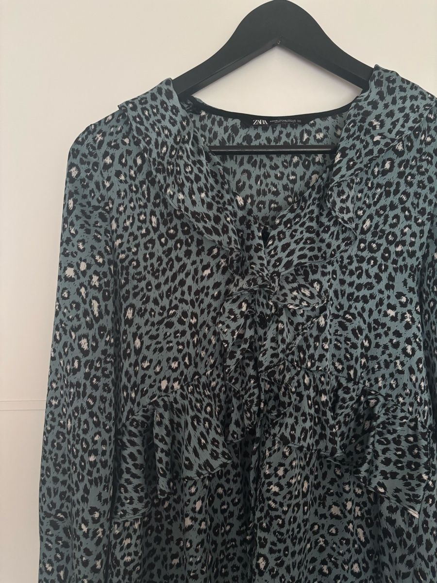 Zara Robes: Zara Kleid  – D'occasion à Männedorf par giu_wm6d