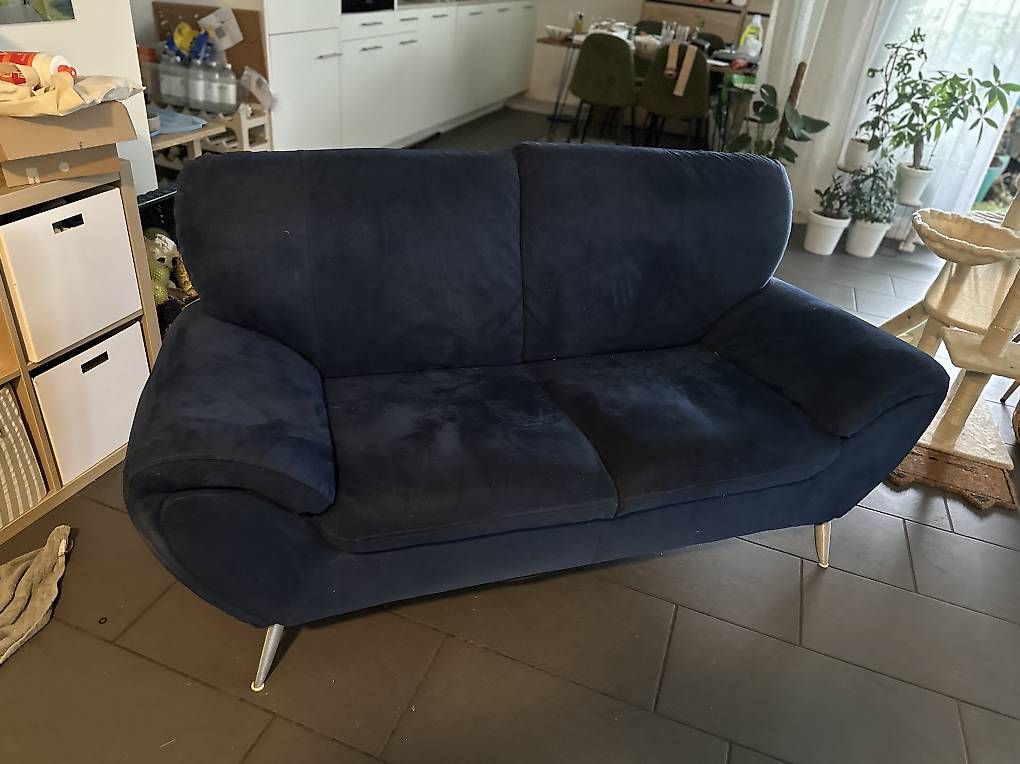 Divani: Dunkelblaues Sofa – Usato da Aarburg venduto da glo_5zsn