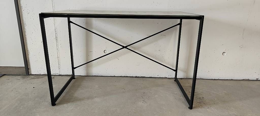 Schreibtische: Schreibtisch – Gebraucht aus Aarwangen von Sirnick 1