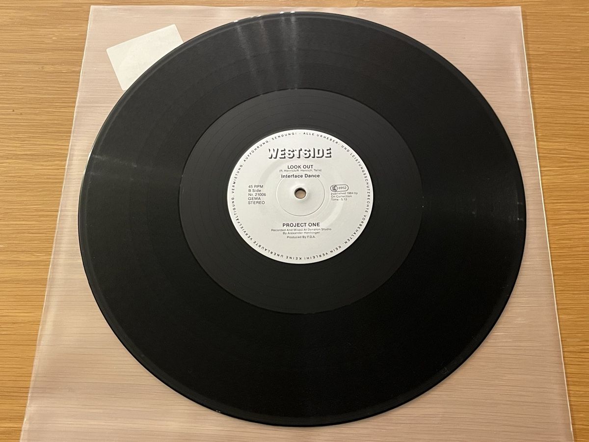 Dischi in vinile: Project One Look out 12“ Maxi – Usato da Basel venduto da Vinyloase 4