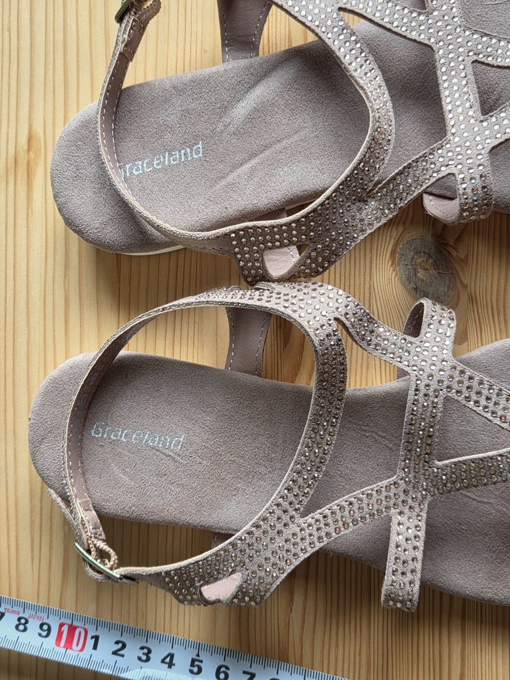 Graceland Damenschuhe: beige/hellbraun Sandale, 39, neuwertig – Gebraucht aus Liestal von ITOlio 2