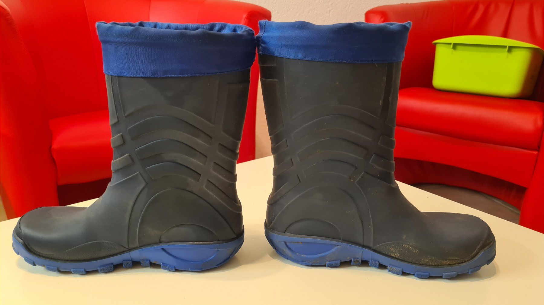 Scarpe per ragazzi: Stiefel mit herausnehmbarem Futter Gr. 34 – Usato da Obergösgen venduto da schesom 3