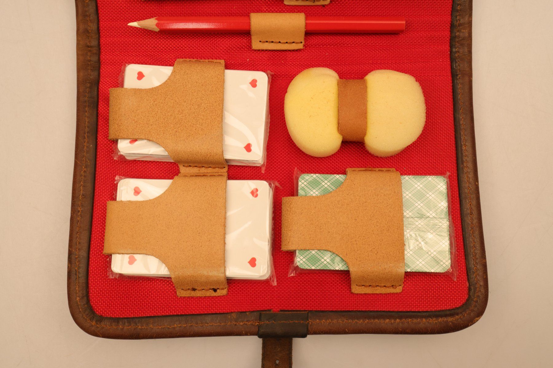 Giochi: Jass-Etui aus Original Schweizer Armee Decken - Unikat – Usato da Volketswil venduto da brockipfannenstil 5
