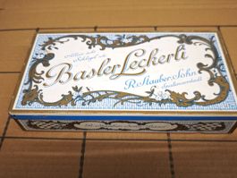 Wunderschöne alte Basler läckerli Dose