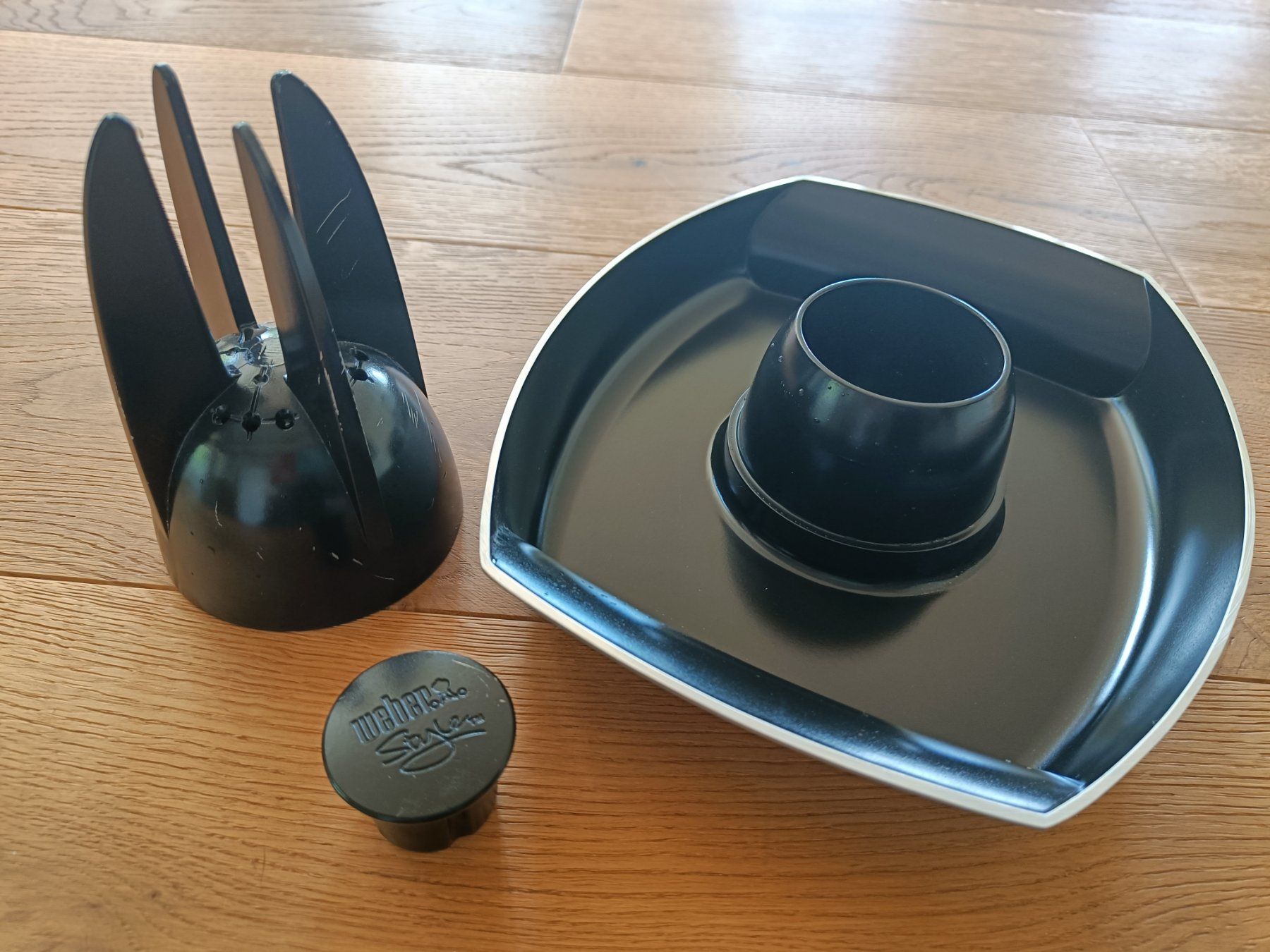 Weber Griglie: WEBER Delux-Geflügelhalter – Usato da Ottikon venduto da Obh