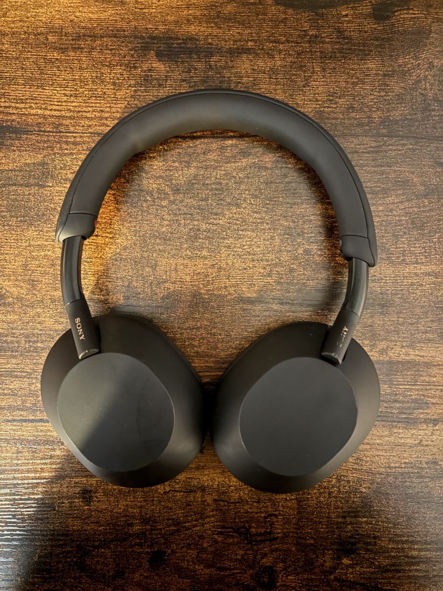 Sony Cuffie: Sony WH-XM5 Noise Cancelling Kopfhörer – Usato da Zürich venduto da viv_ksl9 1