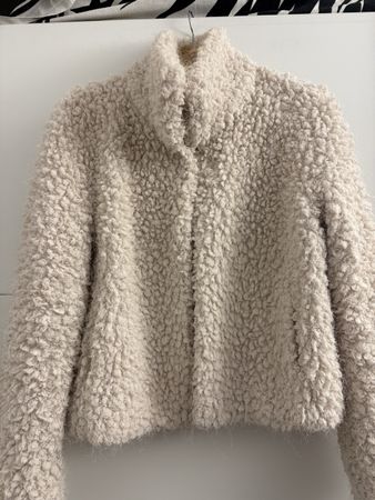 Marc Cain Teddyjacke Creme