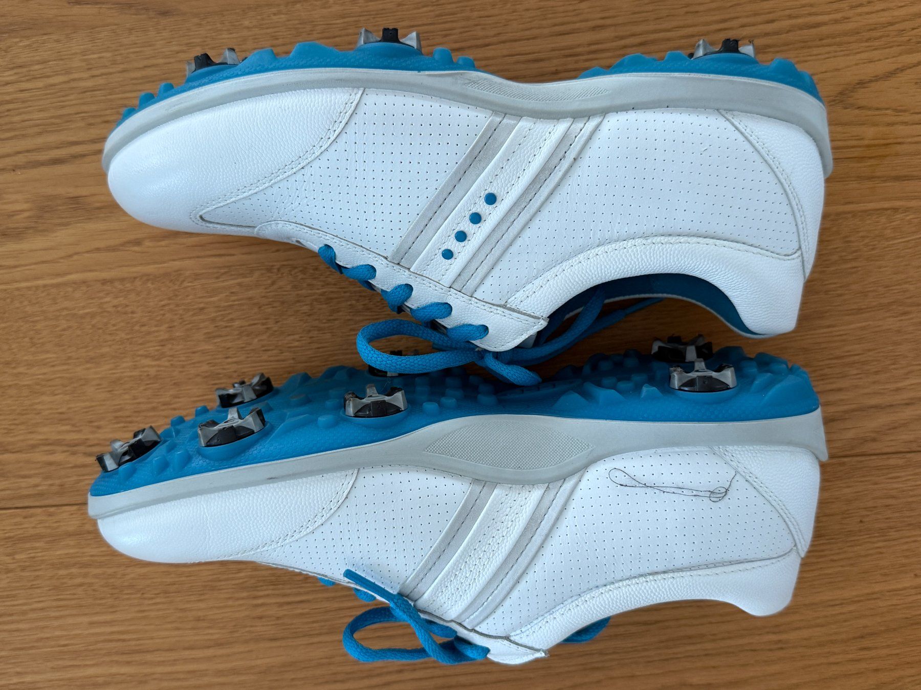 Ecco Damenschuhe: Chaussures de golf à crampons ECCO – Gebraucht aus Founex von MaevaMatahi 2