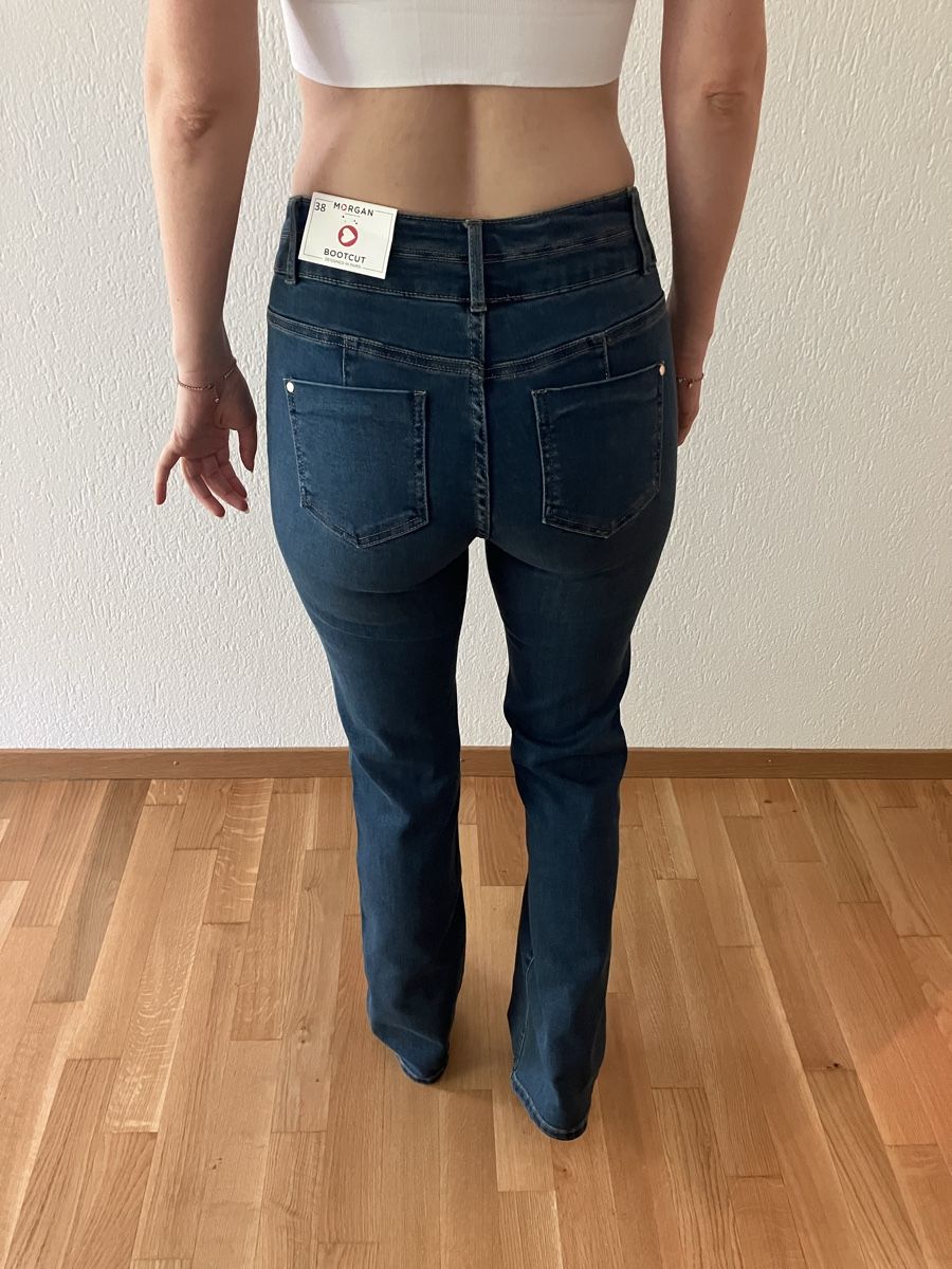 Morgan Jeans: Morgan Bootcut Jeans, Gr. 38, neu mit Etikett – Nuovo e nell'imballaggio originale da Bern venduto da and_d5mk 4