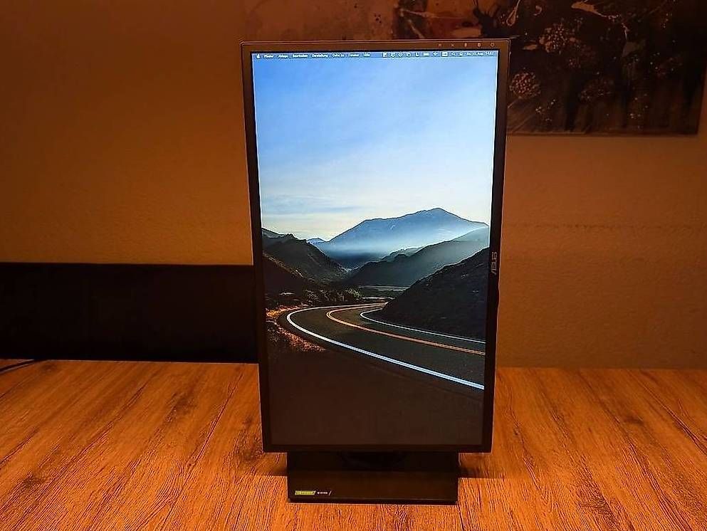 Monitor: ASUS Monitor – Usato da Thierachern venduto da bea_2br8 3