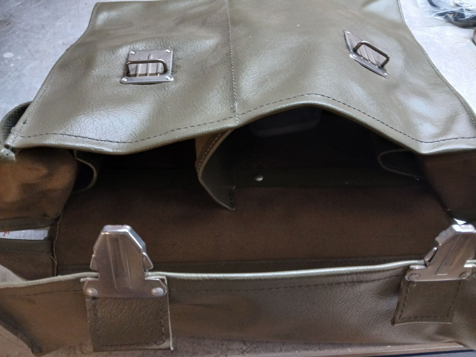 Armée suisse Sacs: Militär Tasche – D'occasion à Chur par siro999 2