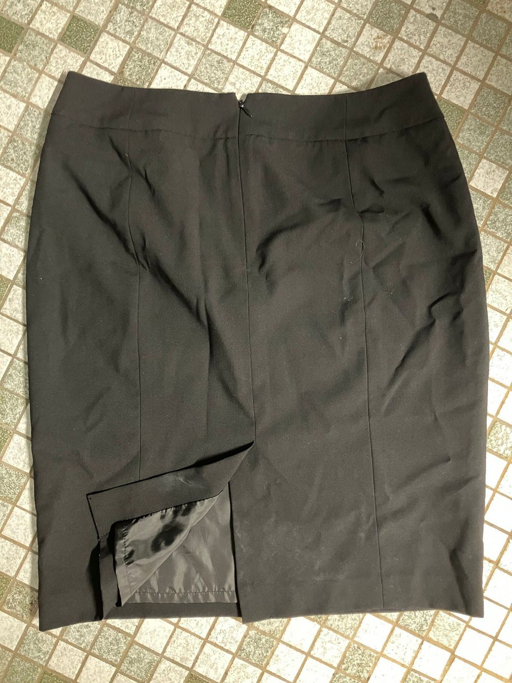 Calvin Klein Gonne: Calvin Klein Jupe – Usato da Unterseen venduto da amj_zz7j