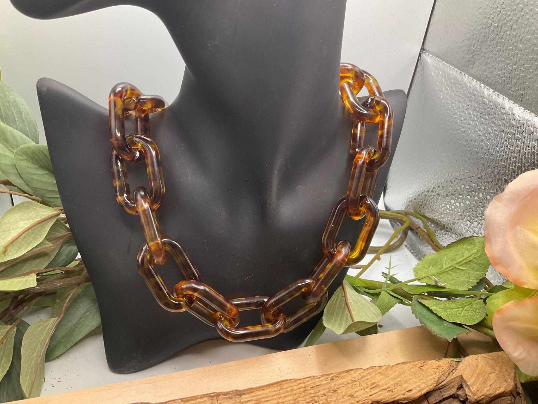 Catenine: Lange opulente Kette Leopardendesign – Nuovo (secondo la descrizione) da luzern venduto da Alpendorf1