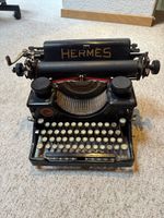 Schreibmaschine Hermes schwarz mechanisch gebraucht
