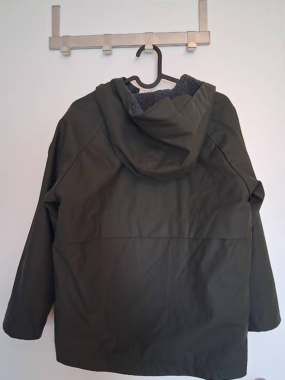 Giacche & Cappotti: Veste pluie fourré T140 10 ans – Usato da Corcelles-le-Jorat venduto da Fashion_Unfold 1