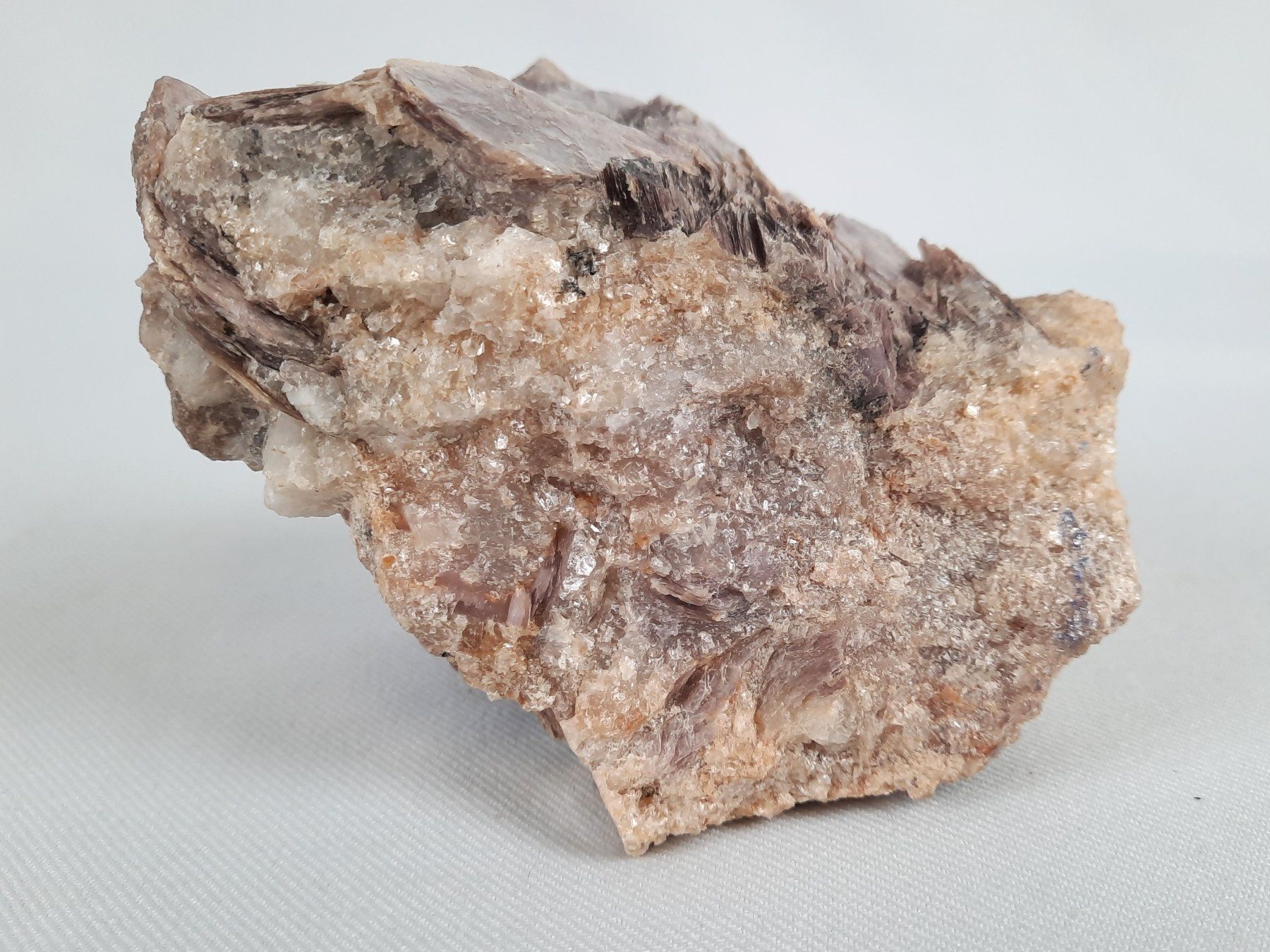 Minéraux & Lithothérapie: Stein auf Holzsockel – D'occasion à Beinwil am See par Restwert_Beinwil 7