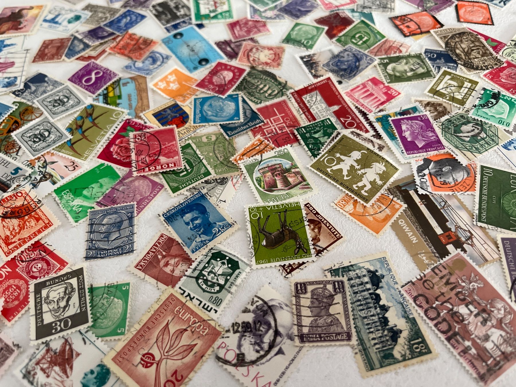 Tutti i francobolli: Lot 15: Lot mit Mix Briefmarke – Usato da Chiasso venduto da AzenYa 4