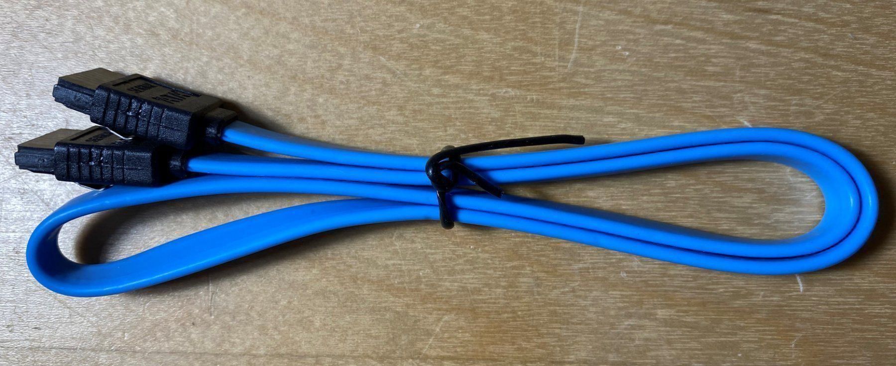 PC: 1 x SATA data Kabel, 0.5m 6GB/s blue – Nuovo e nell'imballaggio originale da Genestrerio venduto da DennoPC 1