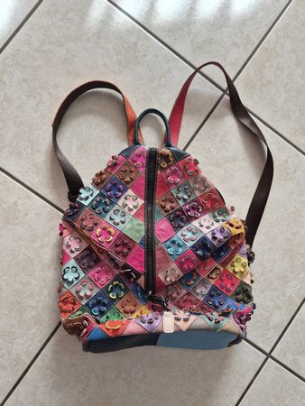 Vera Pelle Leder Rucksack bunt mit Blumenmuster neu