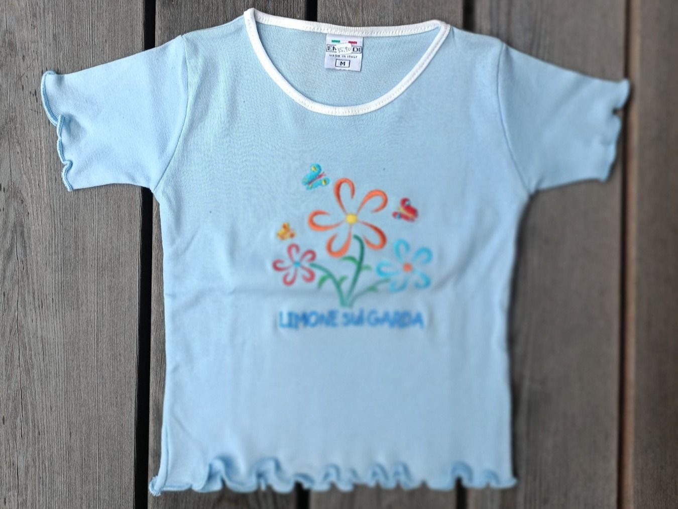 Camicette, T-shirt & Top: T-Shirt bestickt – Nuovo (secondo la descrizione) da Emmenbrücke venduto da Levira8