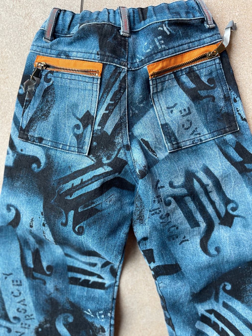 Versace Kleiderpakete & -sets: Versace Young Set 110/116 – Gebraucht aus Muttenz von Susanne81002 7