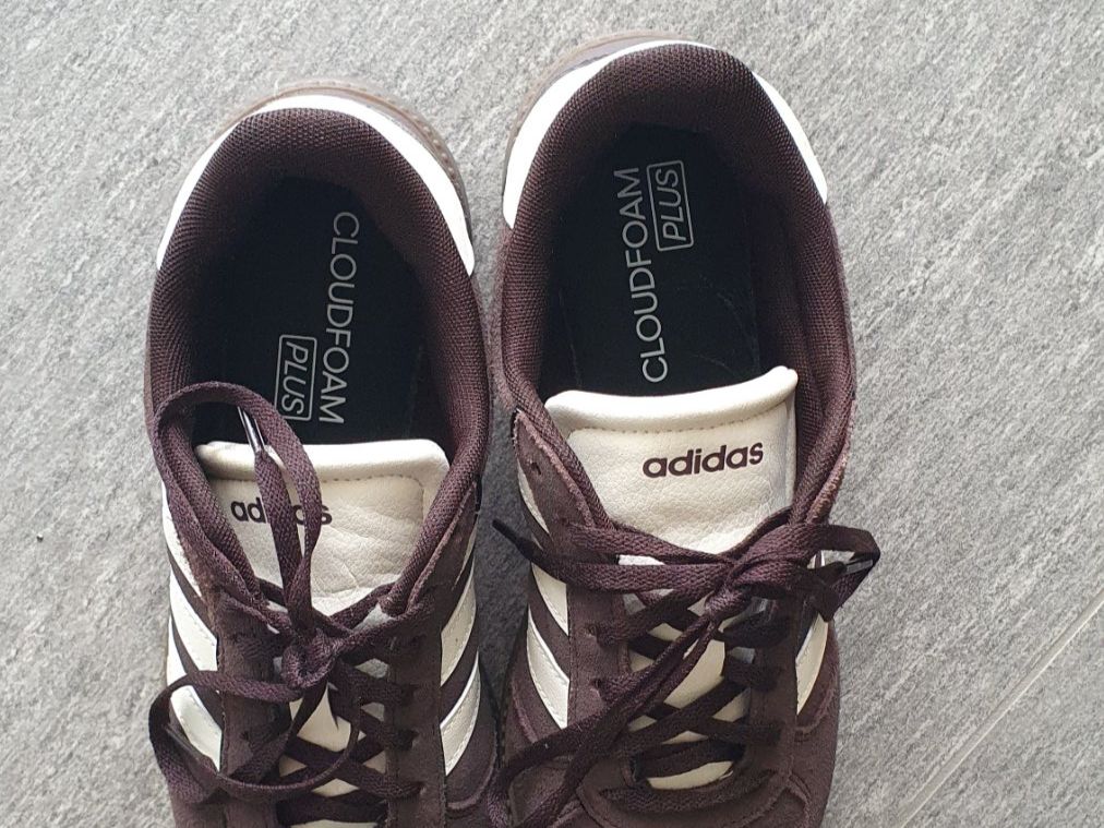 Adidas Scarpe da donna: Adidas Sneaker Gr. 42 (eher 40!) – Nuovo (secondo la descrizione) da Dürnten venduto da Rotorua07 2
