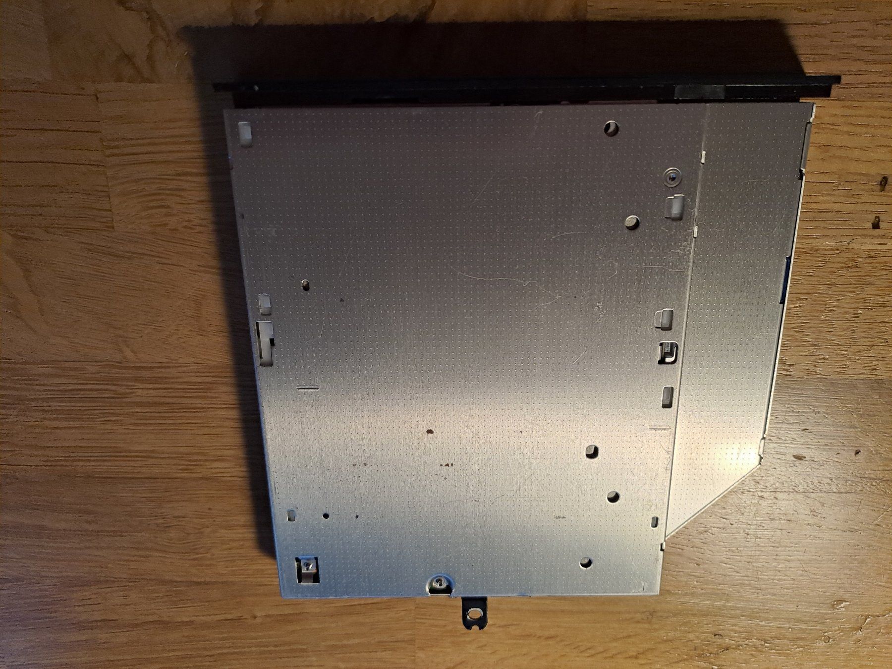 Tutti i DVDs: DVD/CD Rewritable Drive for computers – Usato da Rieden AG venduto da Werkstattlaedeli 2
