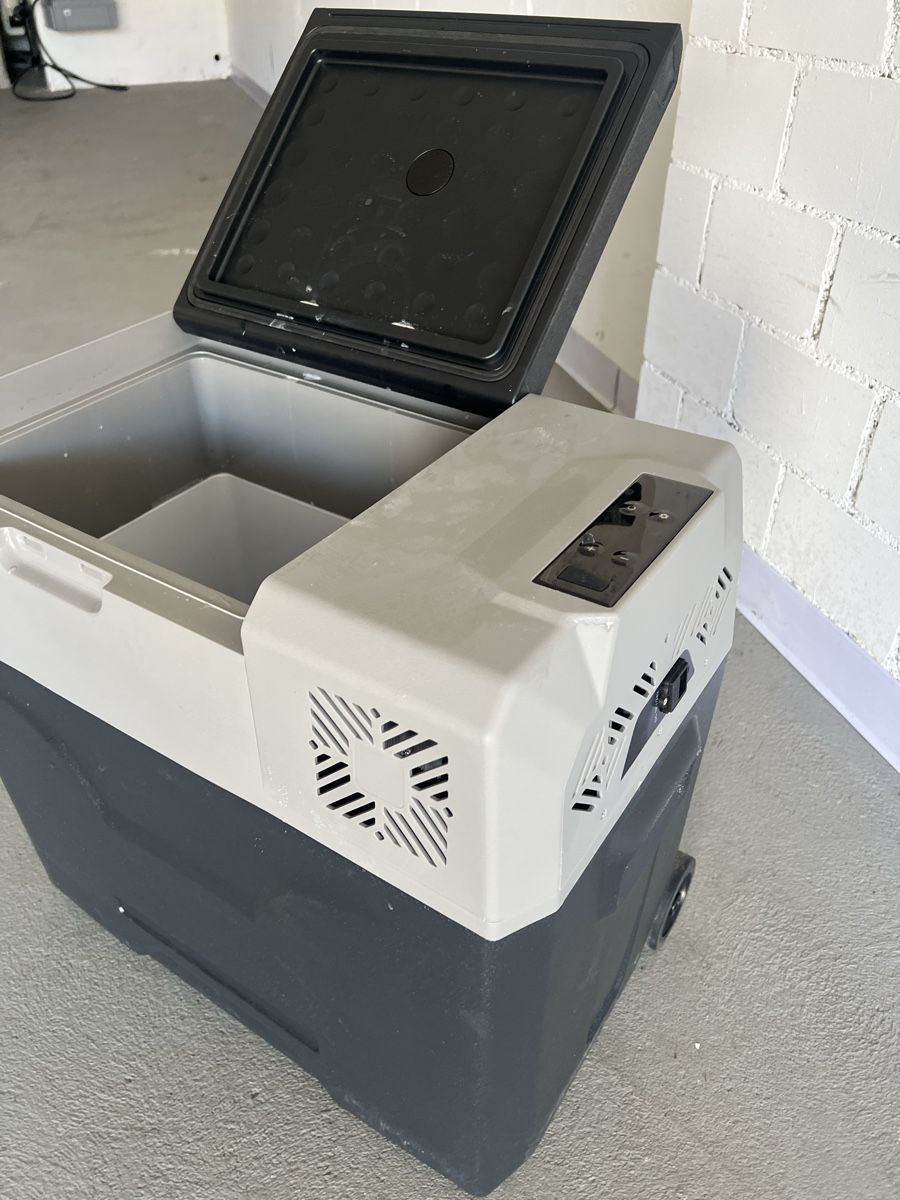 Frigoriferi & Refrigeratori: Elego Kühlbox mit App Steuerung – Usato da Wald ZH venduto da Grover2011 2