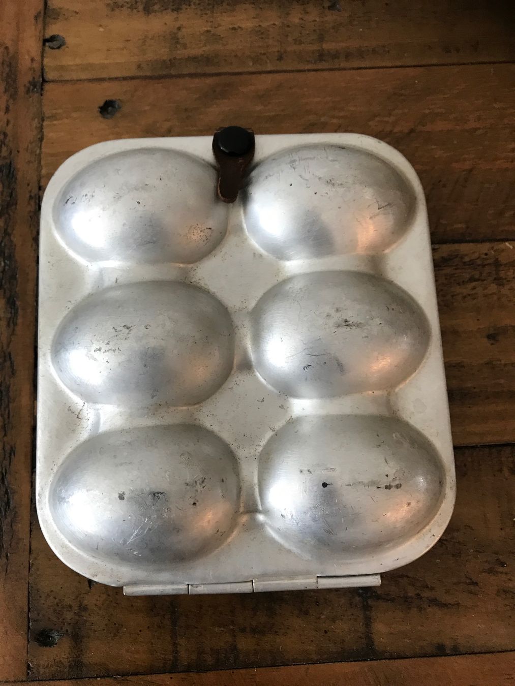 Contenitori & Simili: Eier Behälter Aluminium – Usato da Rapperswil SG venduto da cosiba01