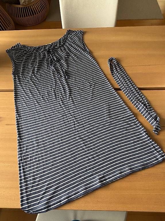 Esprit Vestiti: Esprit Kleid mit Bindegürtel Gr. S – Usato da Bülach venduto da marspi