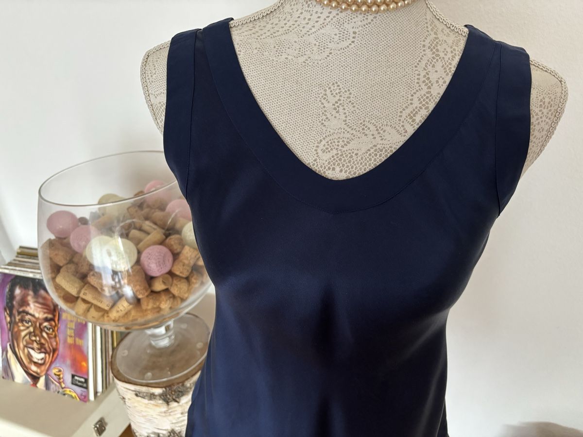 Tops: Top Seide Gr. S – D'occasion à Winterthur par san_wd8j 1