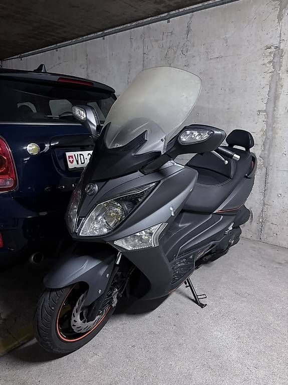 Scooter: GTS 300 ABS – Usato da La tour de peilz venduto da Loyss 2