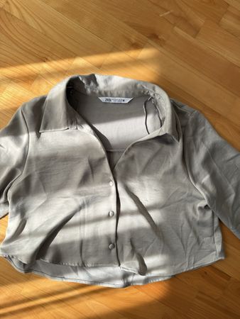 Zara Crop-Bluse, neuwertig, Grösse M