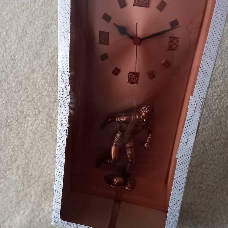 Uhren: Fussball Uhr neu – Gebraucht aus Wattwil von Rainbow412 1