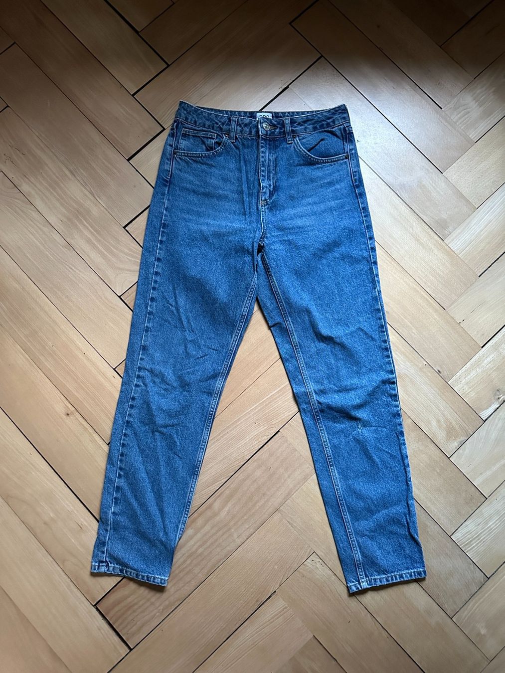 Urban Outfitters Jeans: BDG - Mom Jeans blau W29 L32 – Gebraucht aus Zürich von Diazaio