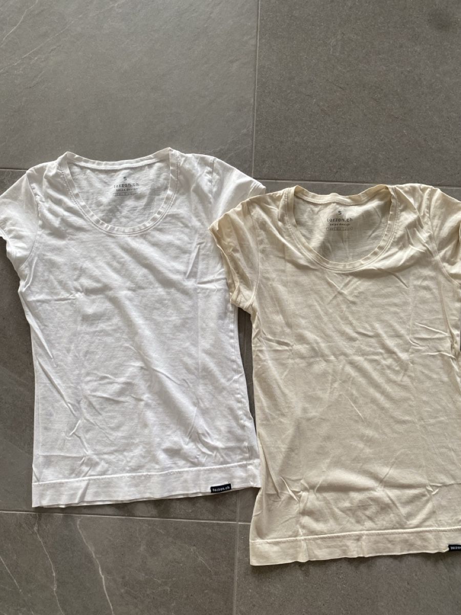 Lotti di vestiti: 2 T-Shirts von Tarzan – Usato da Flims Dorf venduto da aniska