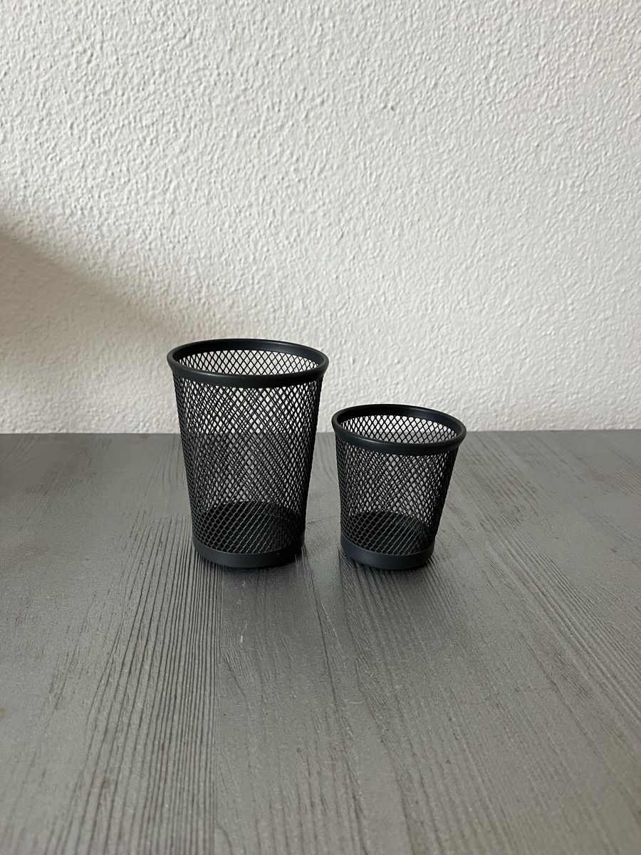 Behälter & Ähnliches: 2 Stiftehalter – Gebraucht aus Zürich von lschaff