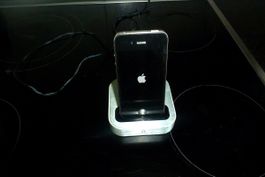 Iphone 4/4s Ladegerät mit SD Slot & Ladegerät