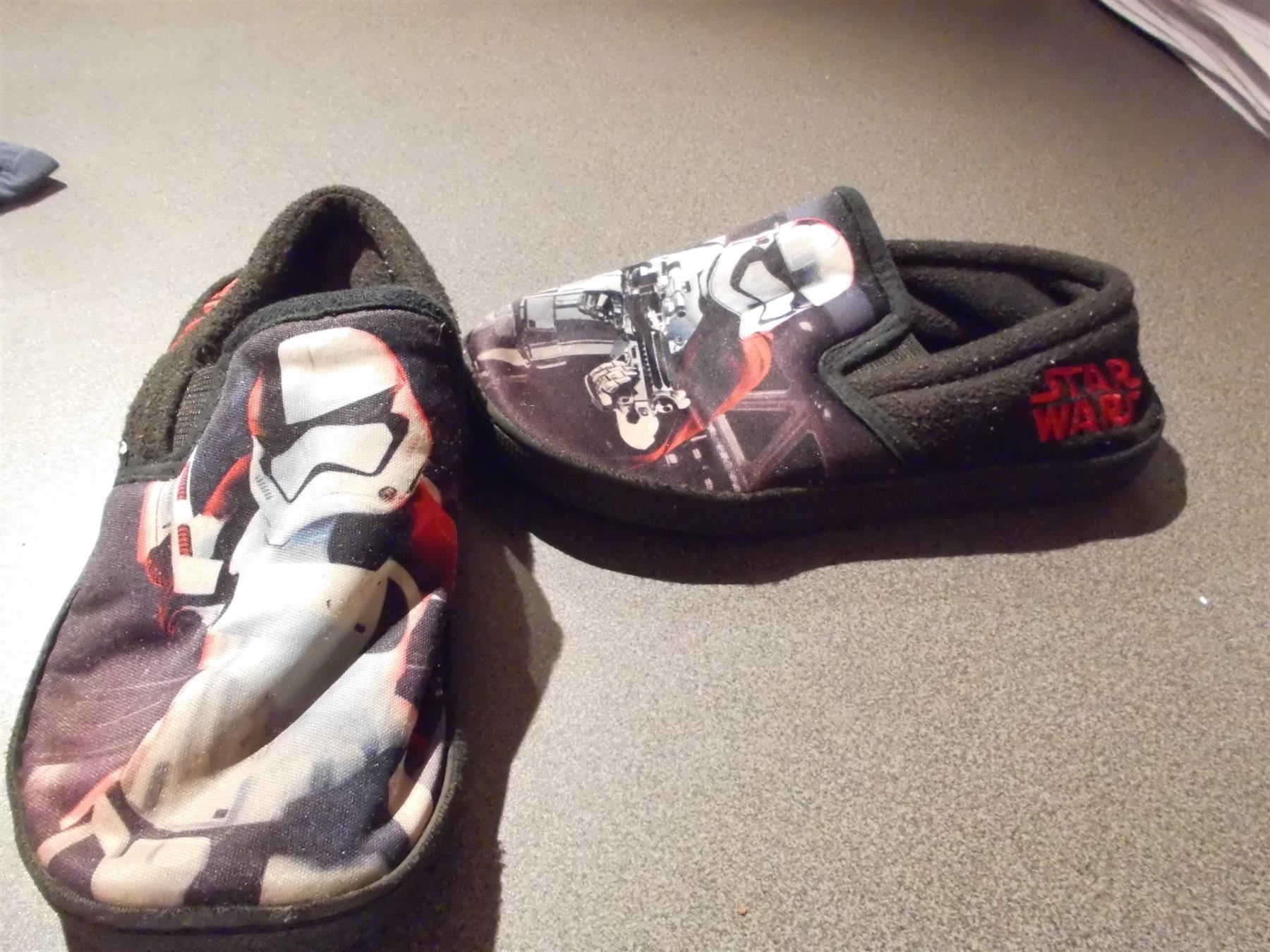 Scarpe per ragazzi: Hausschuh Grösse 33-34, Star Wars – Usato da Zürich venduto da abraxas1291 1