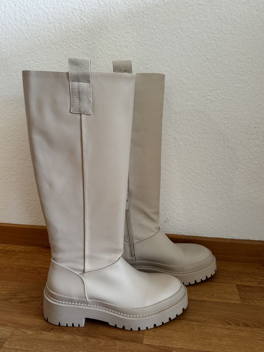 Stradivarius Scarpe da donna: 👢 Stradivarius Lederstiefel – Grösse 40 – Nuovo (secondo la descrizione) da Niederbuchsiten venduto da GreenGems