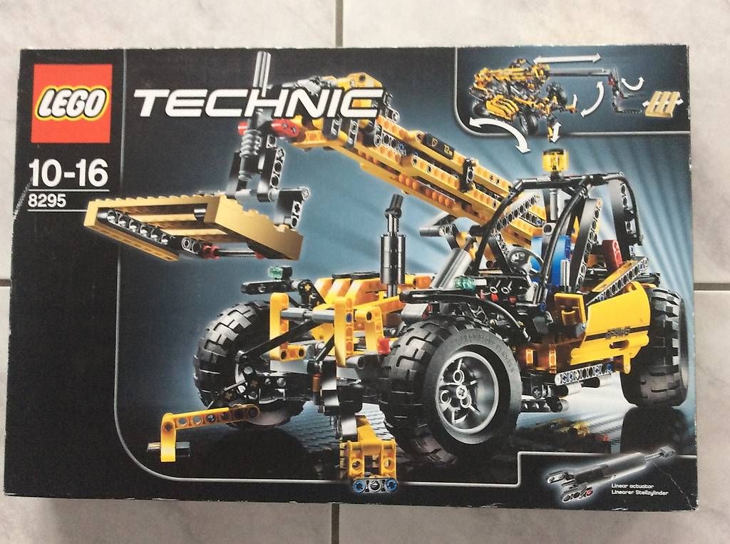 Lego Baukästen: Lego Technic Teleskoplader 8295 in der Originalverpackung – Gebraucht aus Willerzell von Eluchs