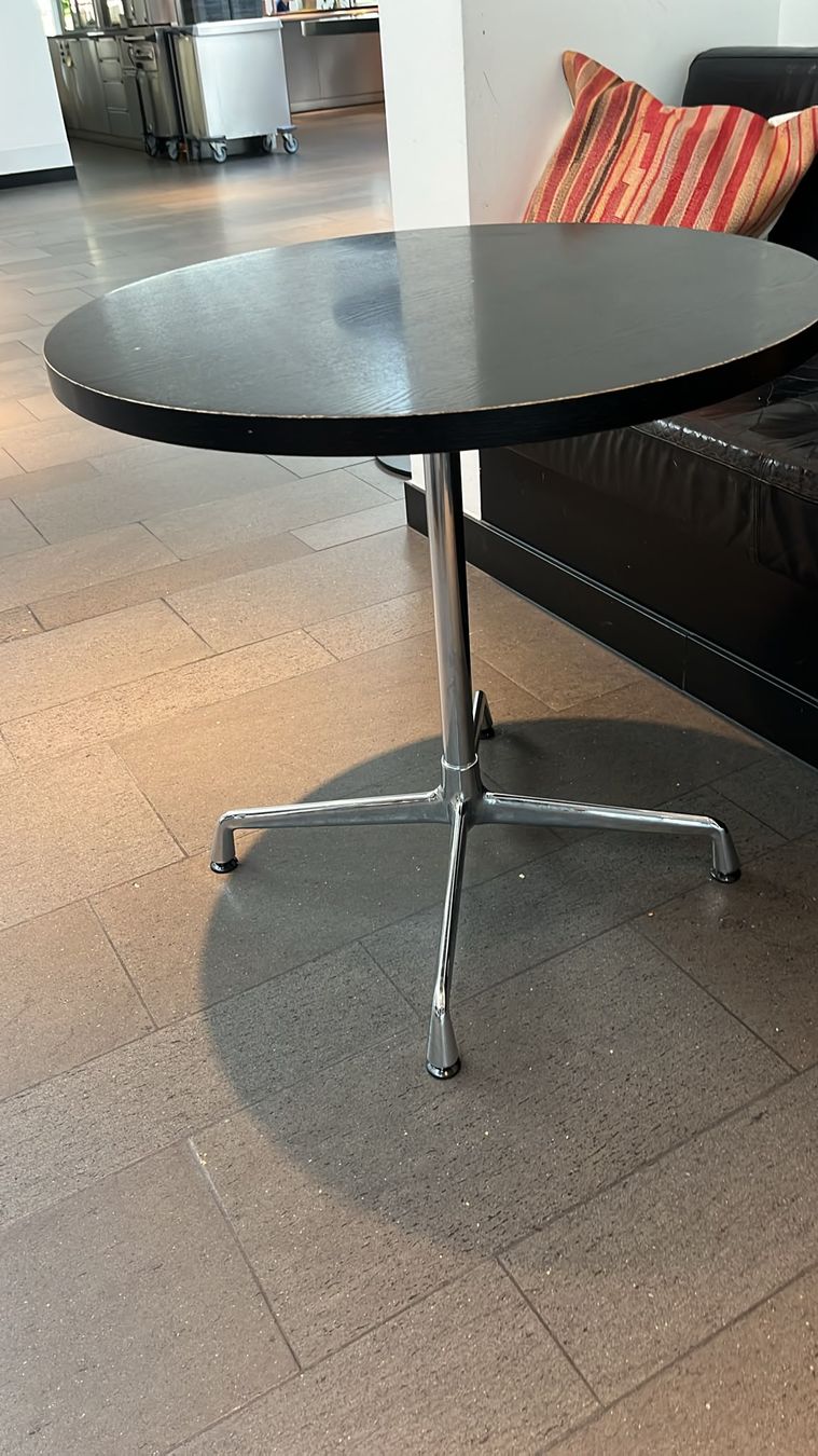 Vitra Tische: Vitra Eames Contract Table rund, kleine Platte – Gebraucht aus Affoltern am Albis von Zapro 4