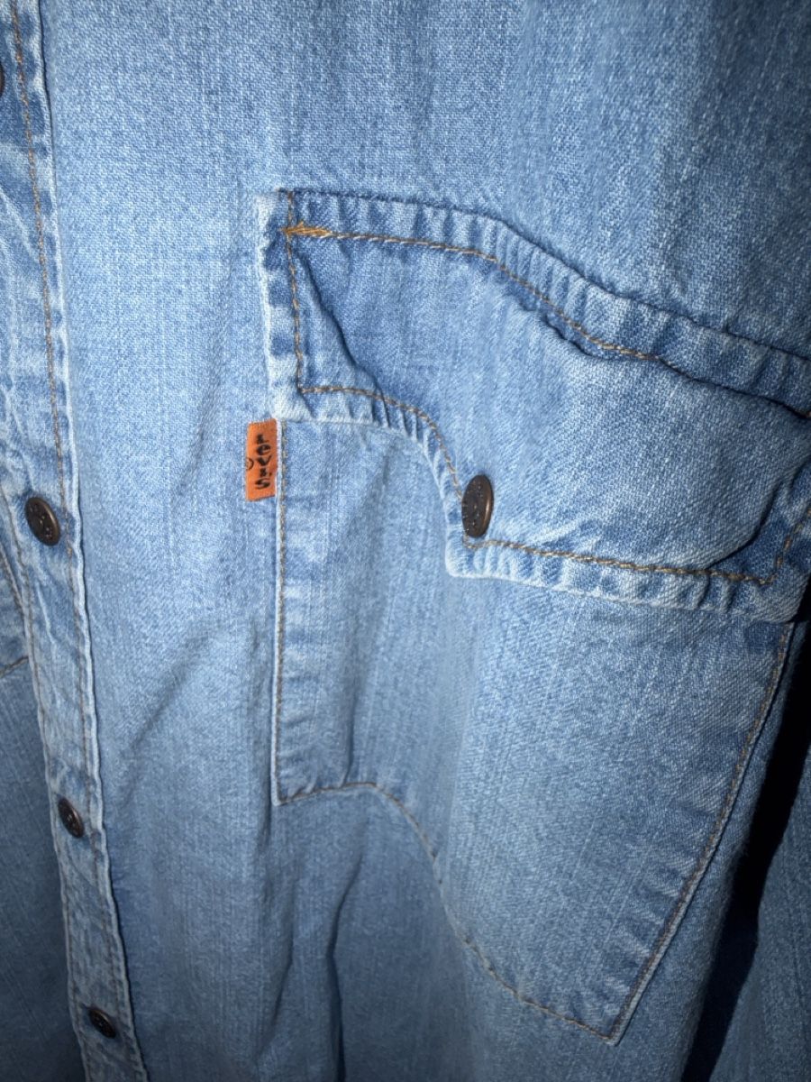 Levi's Chemises: Levi’s camicia jeans  – D'occasion à Sementina par bru_vpp5 2