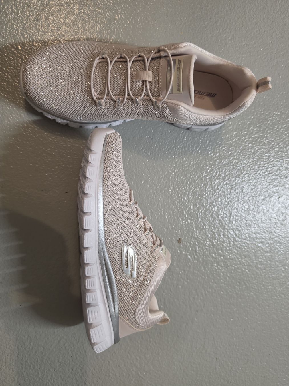 Skechers Scarpe da donna: Sketchers Turnschuhe – Nuovo (secondo la descrizione) da Kefikon TG venduto da Livline 1