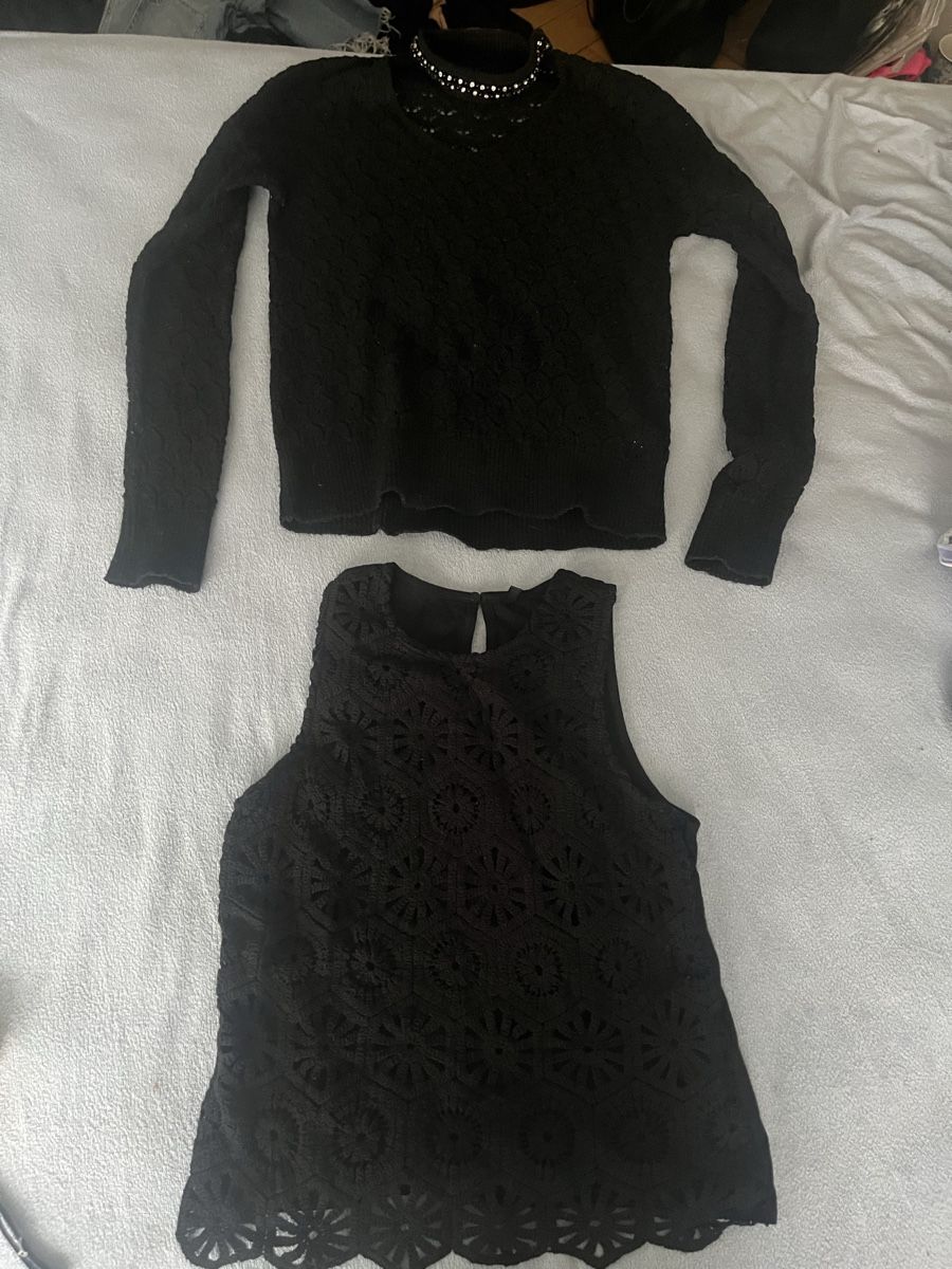 Lots de vêtements: Schwarze Häkel-Top & Feinstrickpulli Gr. S – Neuf (Voir description) à Olten par sae_82z2