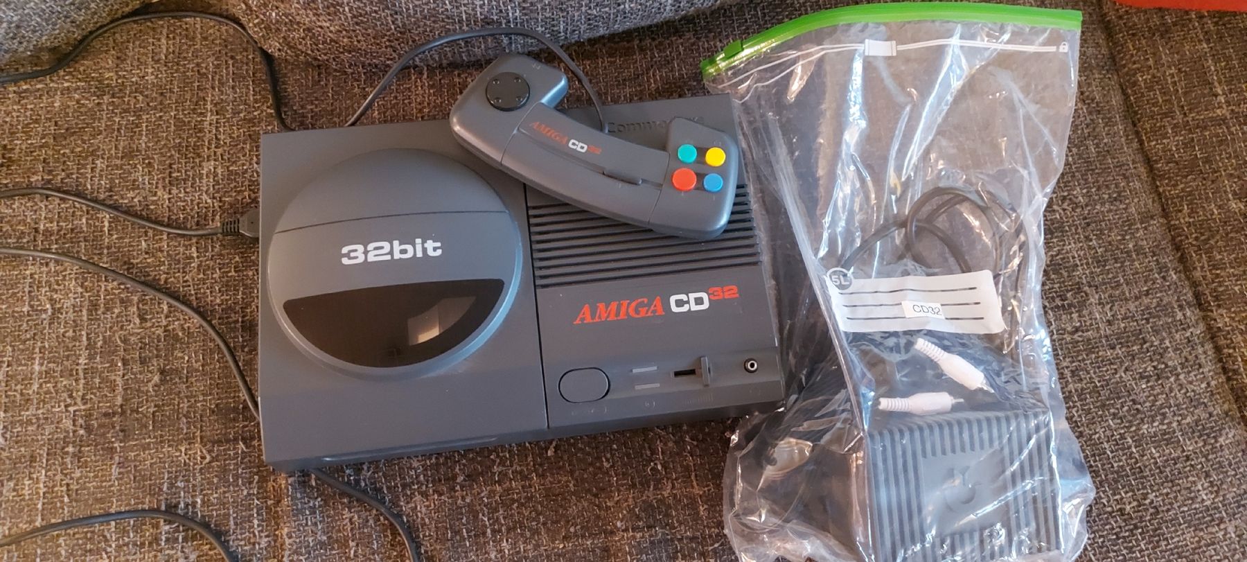 Commodore Console: Amiga CD32 – Usato da Arbon venduto da Alex2198