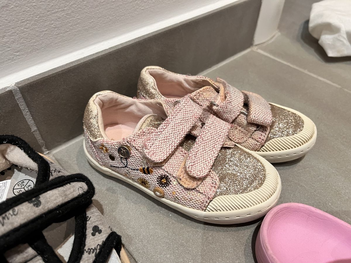 Scarpe per ragazze: Mädchen Schuhpaket 25 – Usato da Agno venduto da me_me_me 3